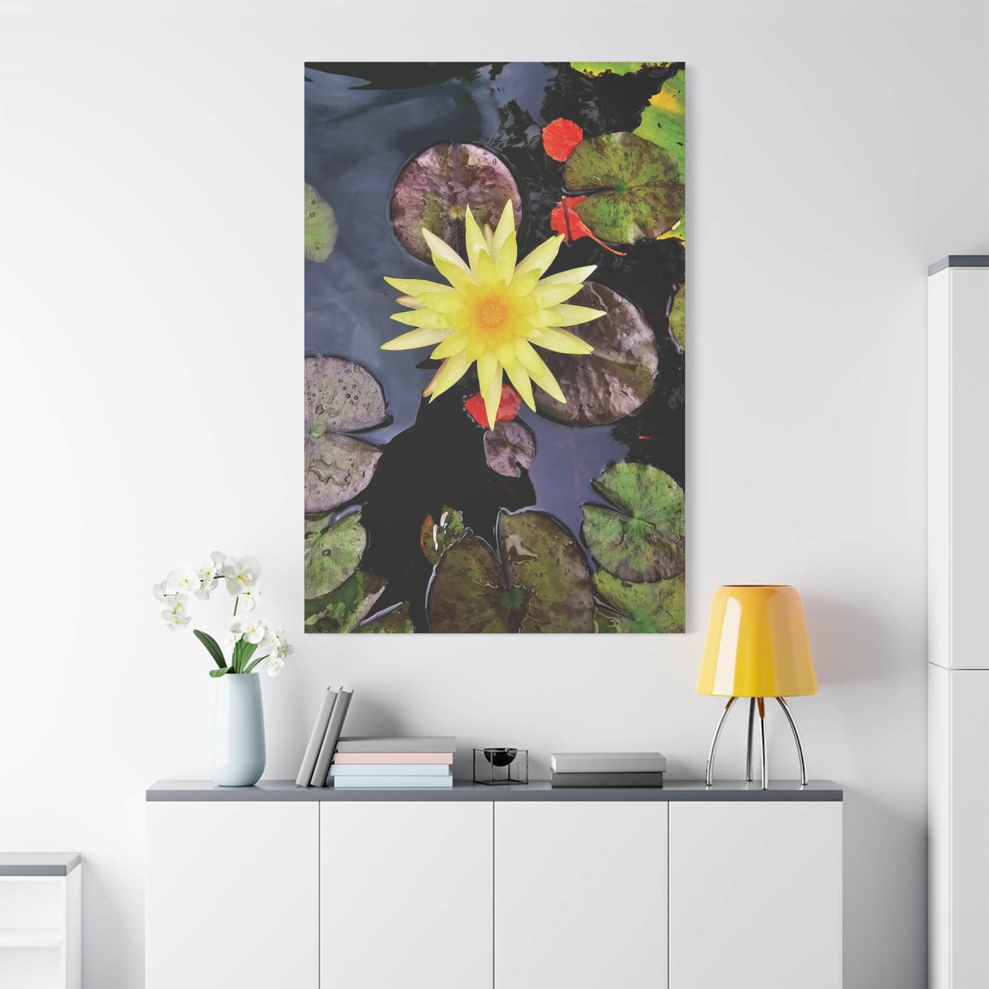 canvas print beautiful water lily image 40x60 den